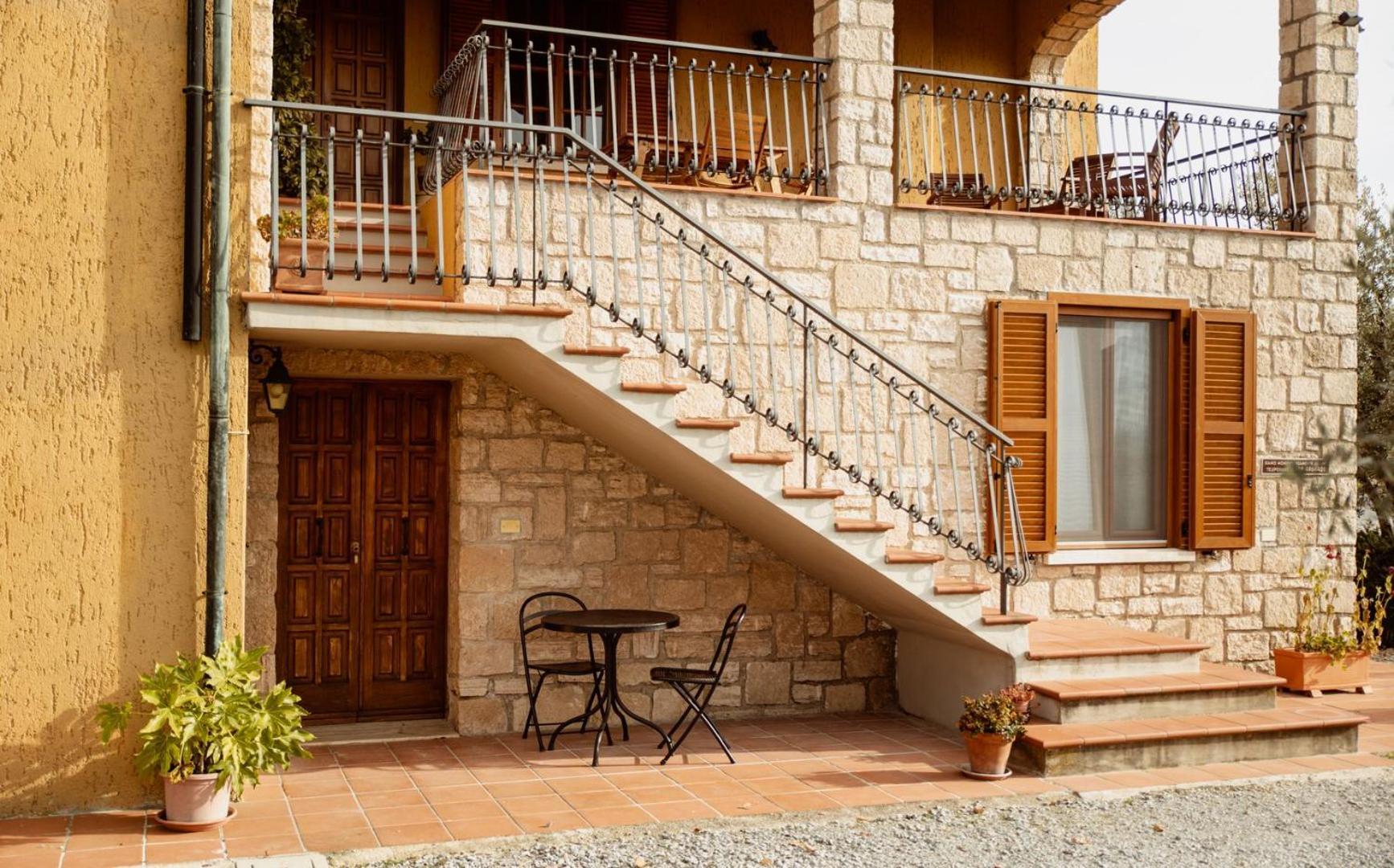 Agriturismo La Sede Di Carlo Saturnia Luaran gambar